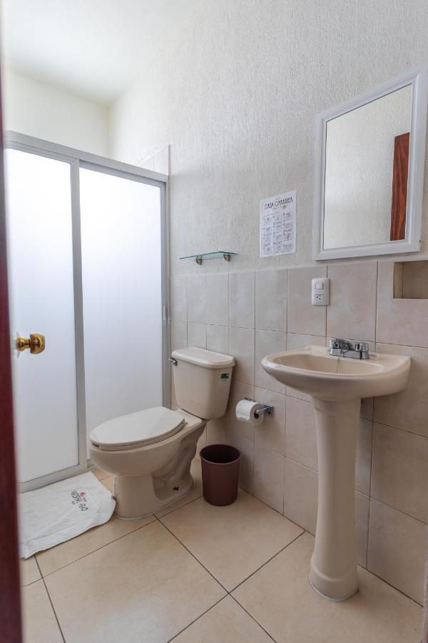 Hotel Casa Garatusa Yuriria Bagian luar foto